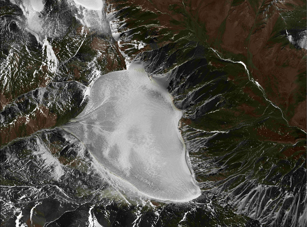 Chinese Aeronautic Remote Sensing System Acquires World's First Multi-Source Detection Dataset of Mountain Glacier